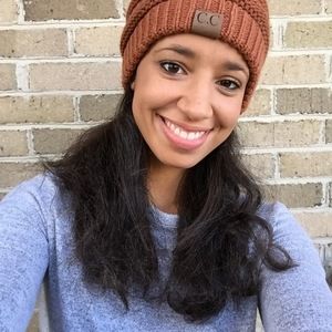 Meet your Posher, Arielle